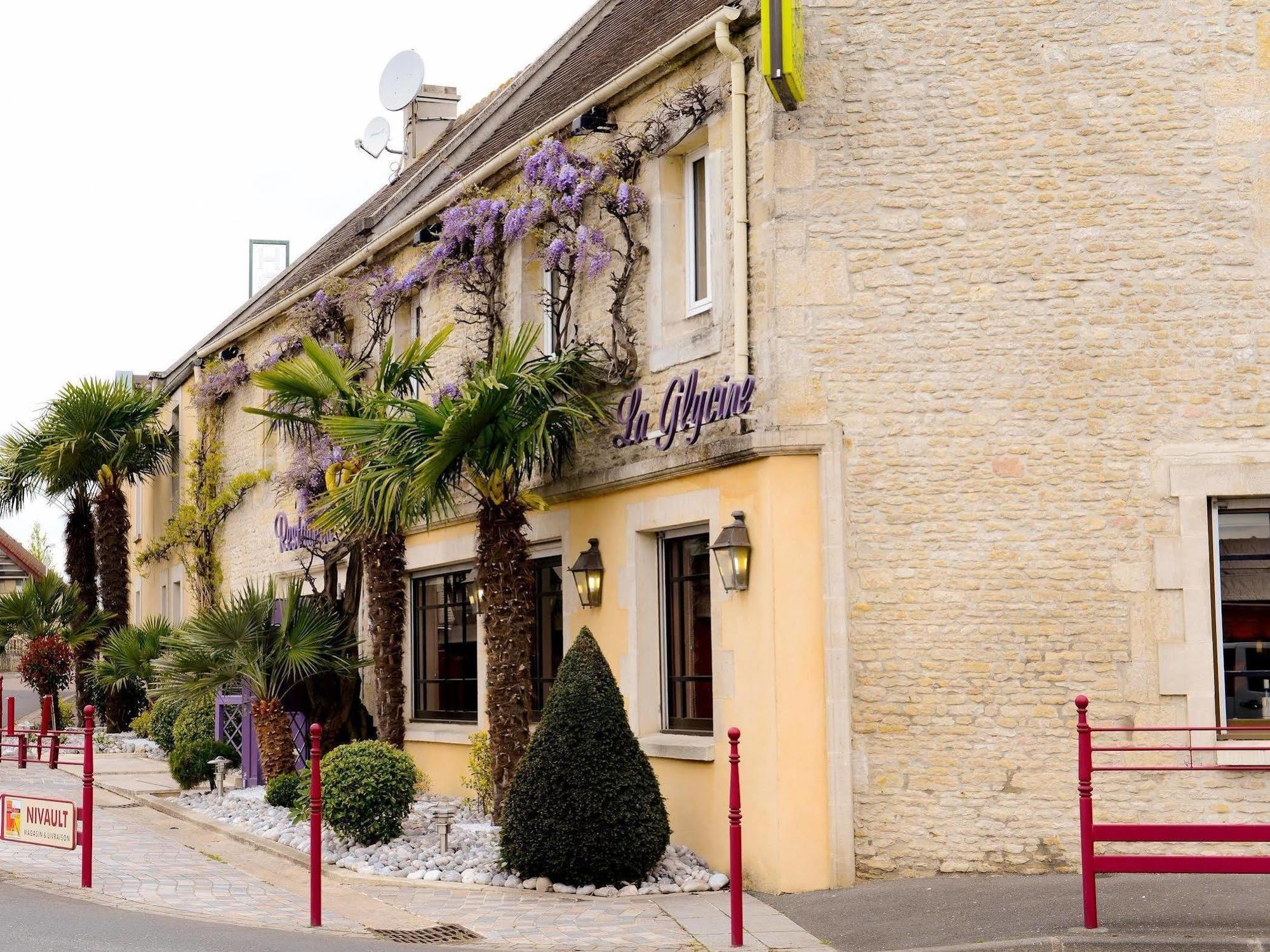 Hotel La Glycine Benouville  Exterior photo
